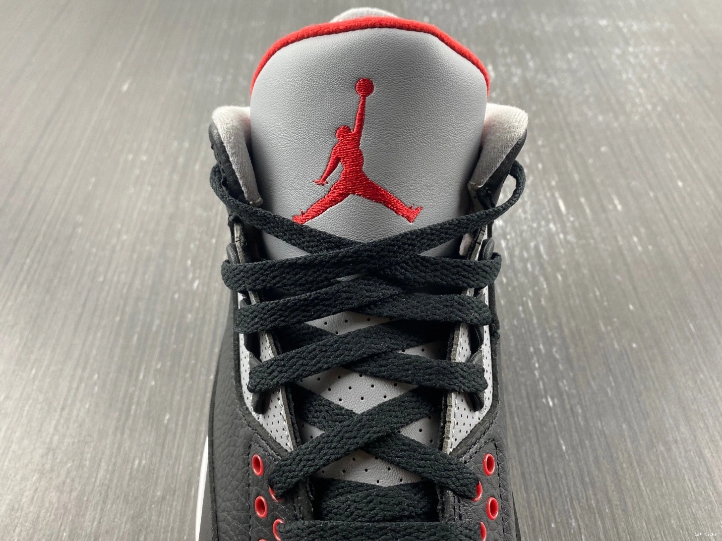 3  Cement Black (2018) Retro Jordan 854262-001 1010